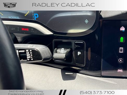 Used 2024 Porsche Taycan RWD image 6