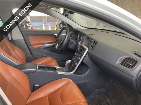 Used 2013 Volvo S60 T5 AWD/4WD image 10