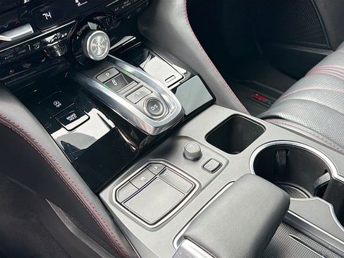 Used 2024 Acura MDX Type S image 32