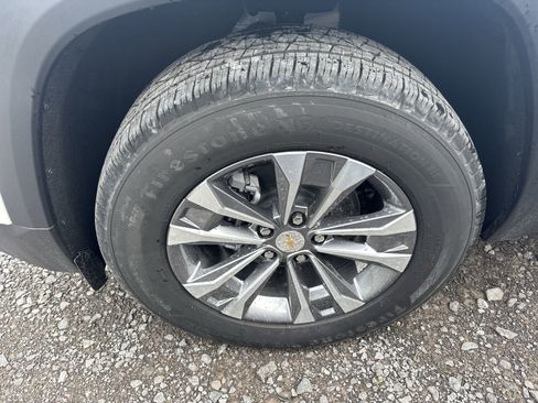 New 2026 Chevrolet Equinox LT FWD image 13