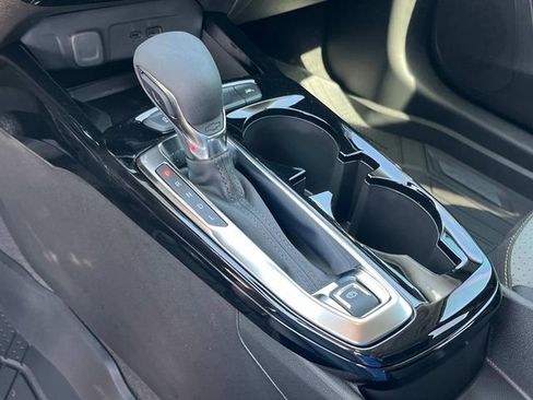 New 2026 Chevrolet Trax LT w/ Sunroof Package FWD image 28