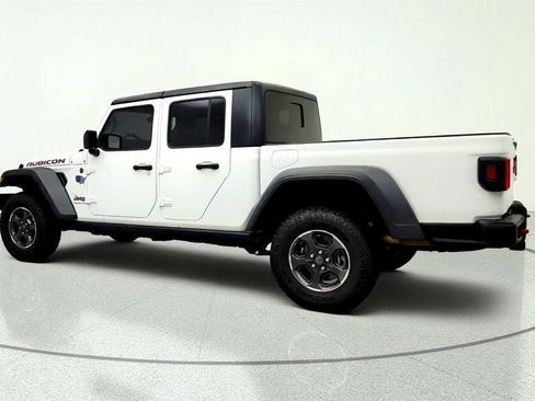 Used 2022 Jeep Gladiator Rubicon w/ Cold Weather Group AWD/4WD image 7