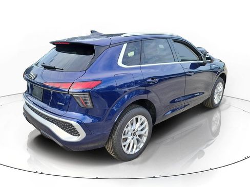 New 2026 Audi Q3 quattro 2.0T AWD/4WD image 4