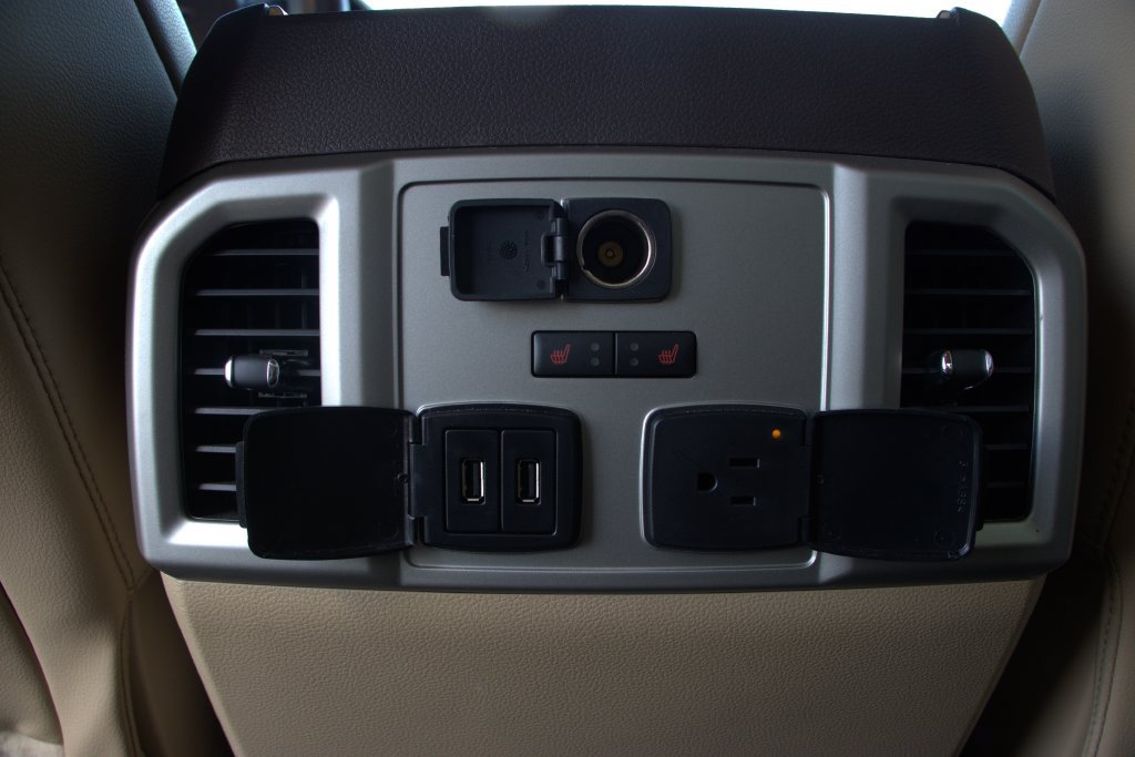 Used 2019 Ford F150 Lariat w/ Equipment Group 502A Luxury AWD/4WD image 34