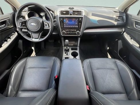 Used 2019 Subaru Outback 2.5i Limited AWD/4WD image 11