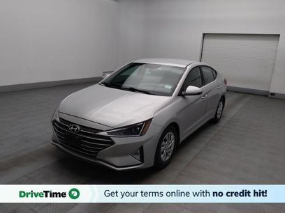 Used 2019 Hyundai Elantra SE w/ Winter Weather Package