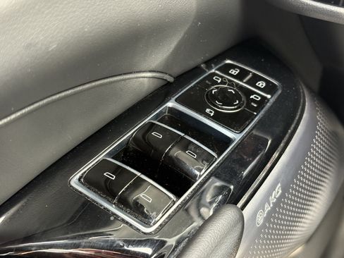 Certified 2024 Cadillac Lyriq Luxury RWD image 32