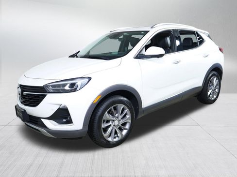 Used 2020 Buick Encore GX Essence w/ Experience Buick Package AWD/4WD image 3