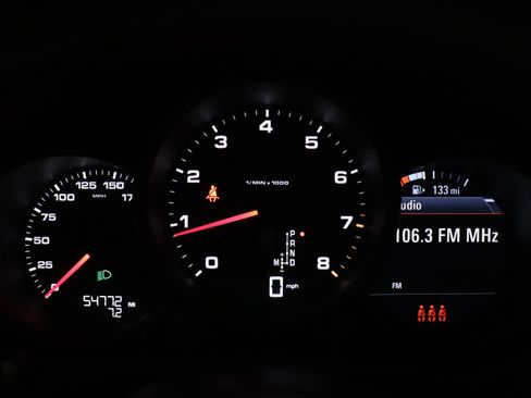 Used 2020 Porsche Macan AWD/4WD image 28
