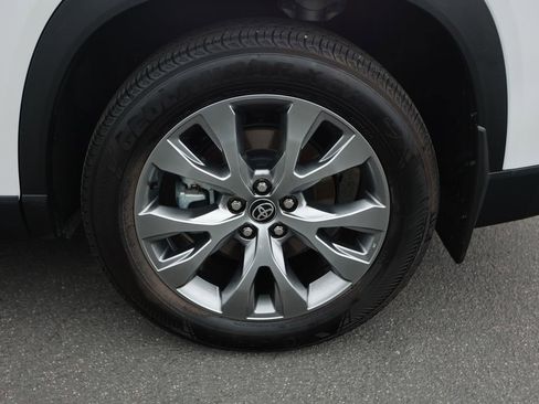 Used 2024 Toyota Grand Highlander FWD image 10