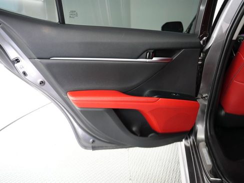 Used 2019 Toyota Camry XSE w/ Carpet Mat Package FWD image 33