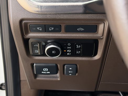 Used 2023 Ford F150 King Ranch w/ Equipment Group 601A High AWD/4WD image 23