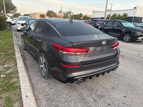 Used 2019 Kia Optima S image 3