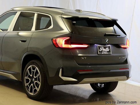 Used 2026 BMW X1 xDrive28i w/ Technology Package image 8