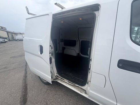 Used 2020 Nissan NV200 S FWD image 14