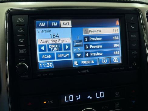 Used 2013 Jeep Grand Cherokee Limited w/ Luxury Group II image 13