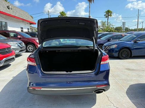 Used 2017 Kia Optima LX FWD image 10