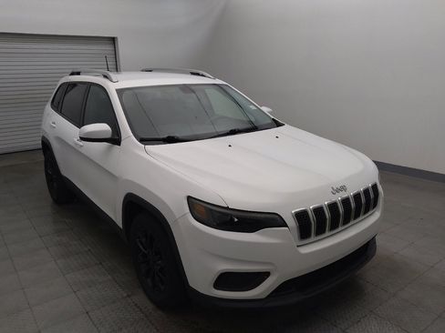 Used 2020 Jeep Cherokee Latitude FWD image 13