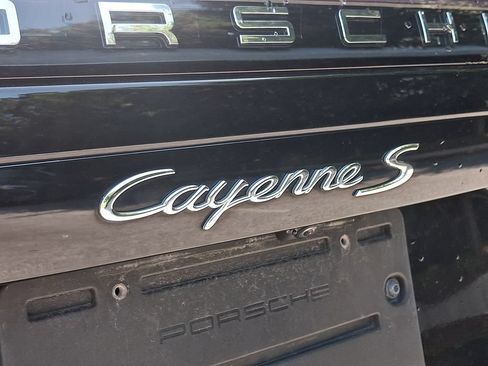 Used 2022 Porsche Cayenne S AWD/4WD image 32