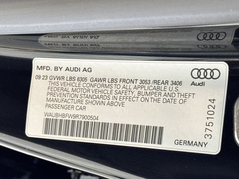 Used 2024 Audi RS e-tron GT w/ Carbon Performance Package image 30