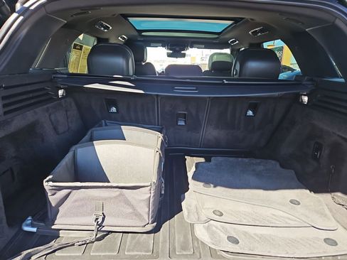 Used 2023 Land Rover Range Rover Sport SE Dynamic image 23