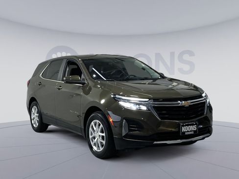 Used 2024 Chevrolet Equinox LT image 18