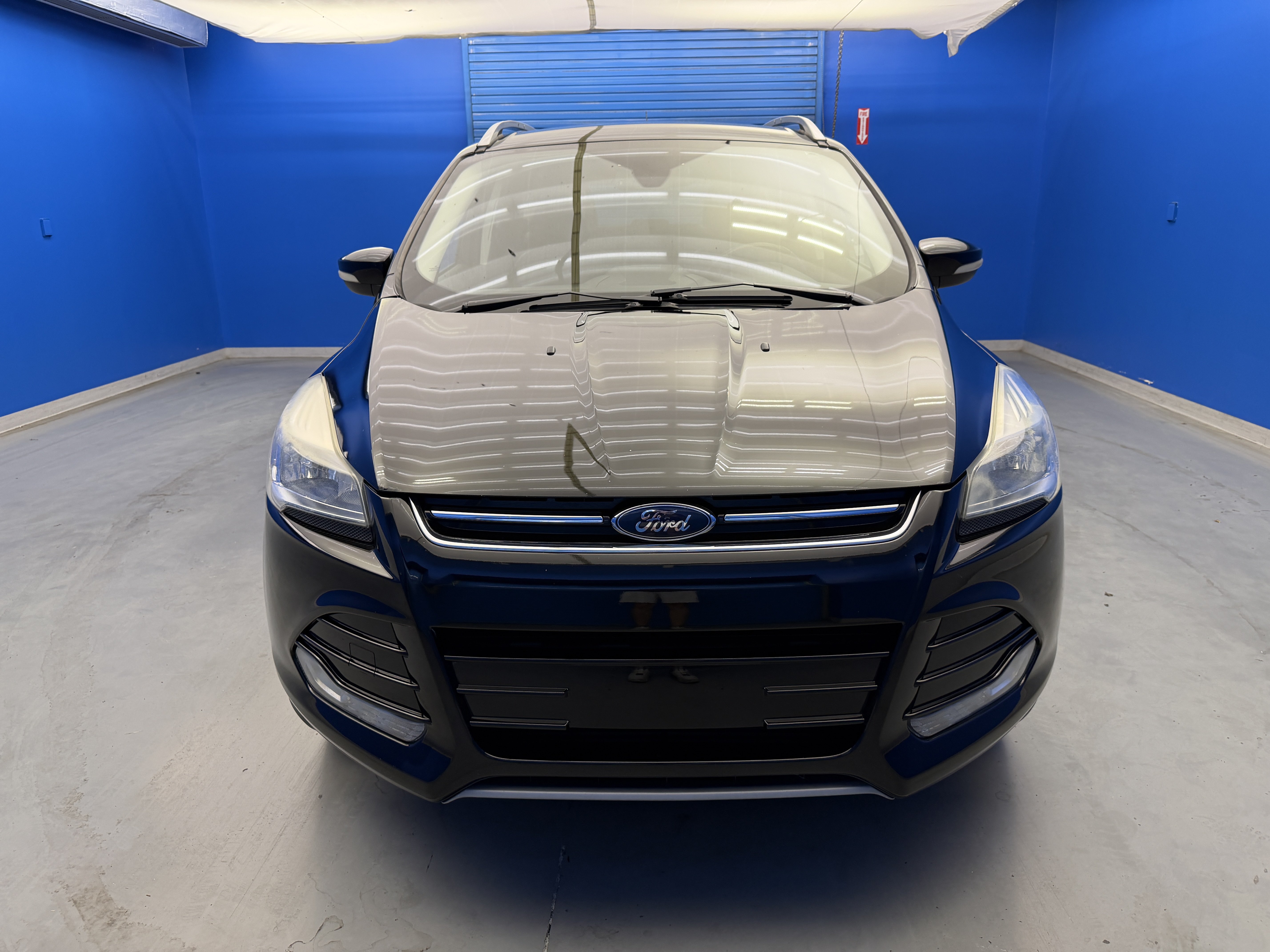 Used 2016 Ford Escape Titanium FWD image 3
