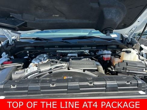 Used 2024 GMC Sierra 2500 AT4 w/ AT4 Premium Plus Package image 11