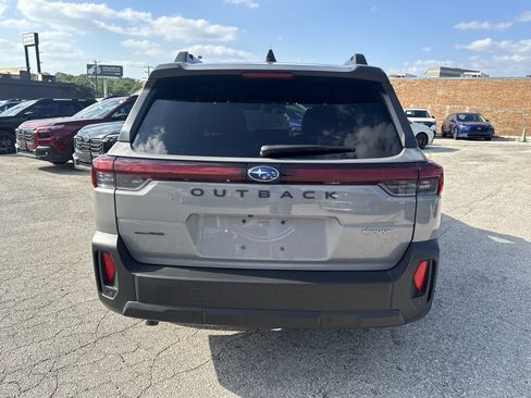 Certified 2026 Subaru Outback Premium AWD/4WD image 7