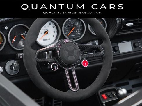 Used 1995 Porsche 911 Carrera RWD image 12