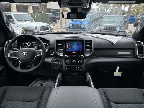 New 2026 RAM 1500 4x4 Crew Cab image 36