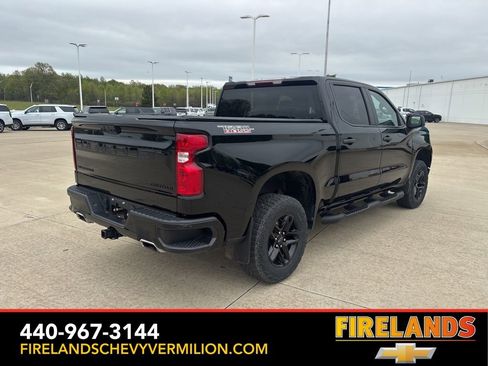 Used 2023 Chevrolet Silverado 1500 Custom Trail Boss w/ LPO, Dark Essentials Package AWD/4WD image 6