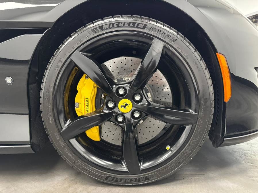 Used 2019 Ferrari Portofino RWD image 99