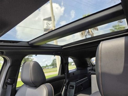 New 2025 MAZDA CX-70 Plug-In Hybrid w/ Premium Plus image 14