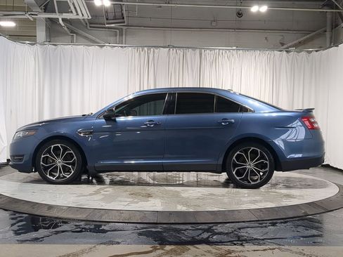 Used 2018 Ford Taurus SHO image 11