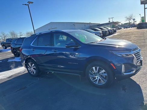 Used 2023 Chevrolet Equinox Premier image 3