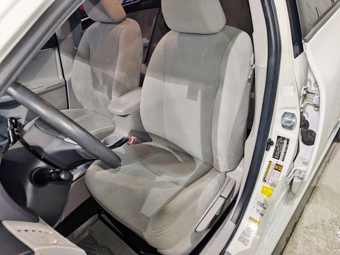 Used 2012 Toyota Corolla LE image 15