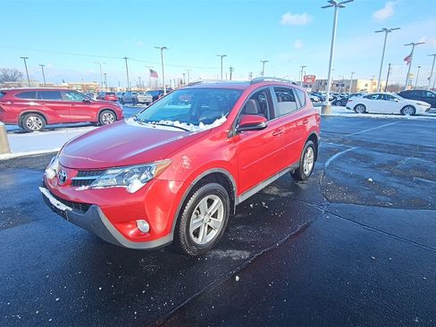 Used 2013 Toyota RAV4 XLE image 7