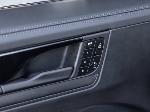 Certified 2025 Porsche Cayenne GTS AWD/4WD image 22