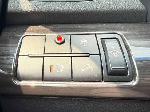 Used 2013 Kia Sorento LX w/ Value Pkg FWD image 26