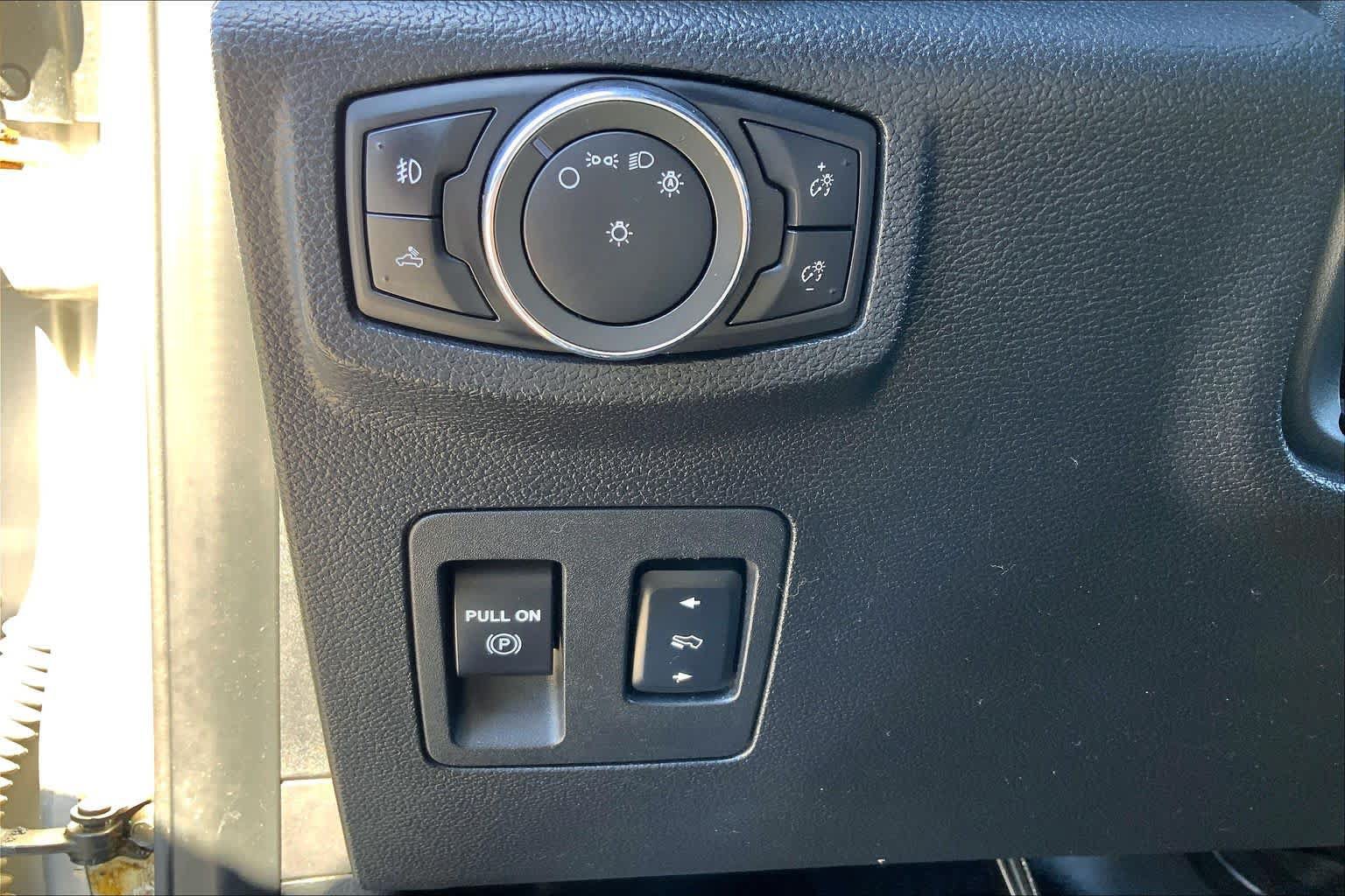 Used 2018 Ford F150 XLT w/ Equipment Group 301A Mid AWD/4WD image 33
