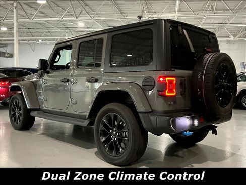 Used 2023 Jeep Wrangler Unlimited Sahara w/ Cold Weather Group AWD/4WD image 3