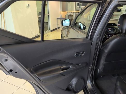 Used 2020 Nissan Kicks SR w/ SR Premium Package image 24