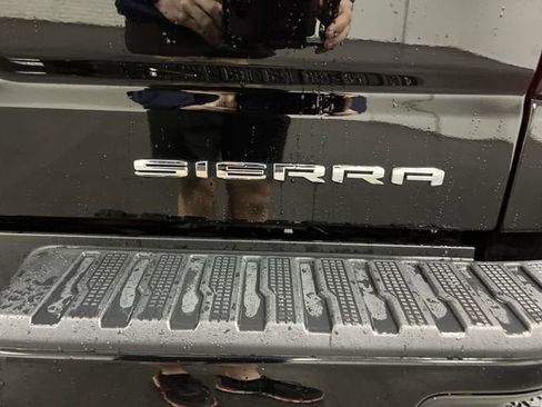 Certified 2023 GMC Sierra 1500 Denali w/ Denali Reserve Package AWD/4WD image 32