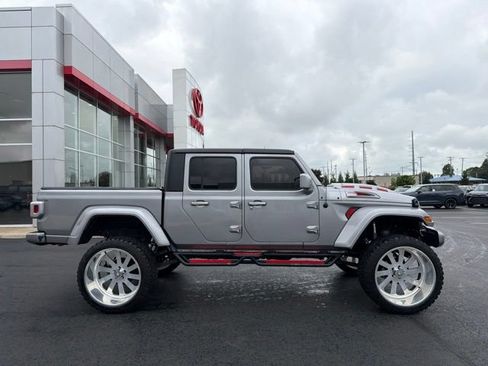 Used 2020 Jeep Gladiator Sport w/ Quick Order Package 24S AWD/4WD image 8