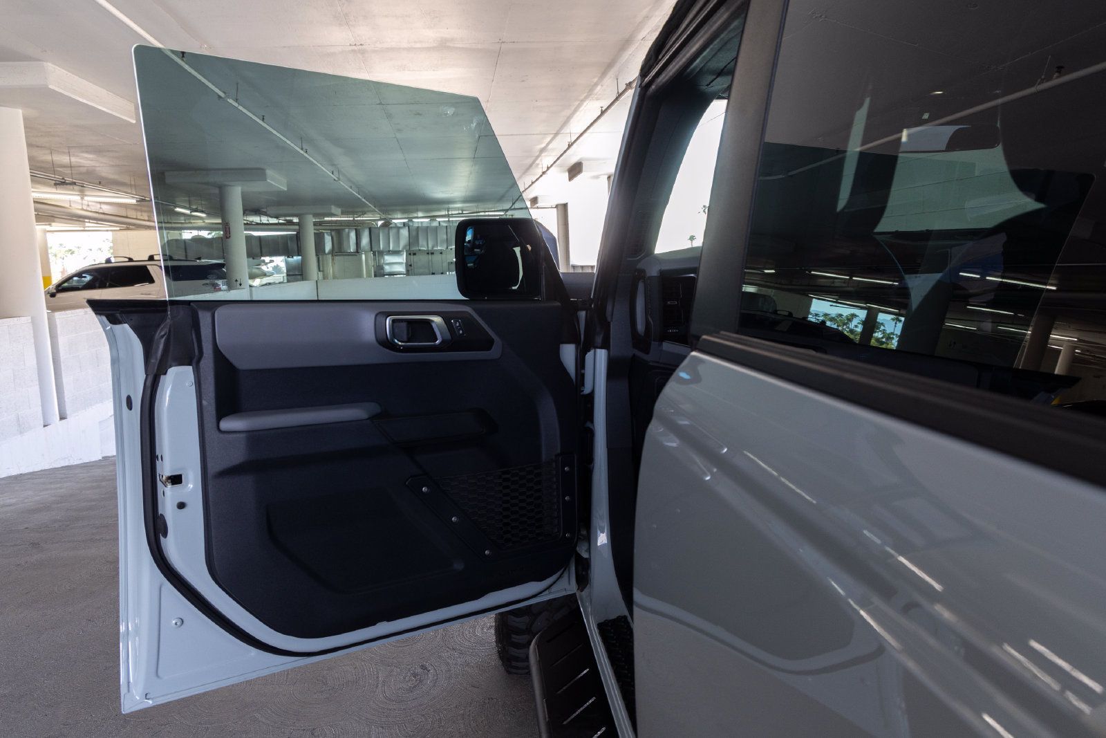 Used 2022 Ford Bronco 4-Door AWD/4WD image 14