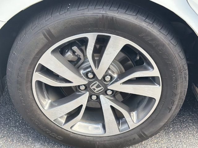Used 2022 Honda Odyssey Touring image 17