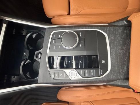 Used 2025 BMW 330i xDrive Sedan w/ Convenience Package image 13