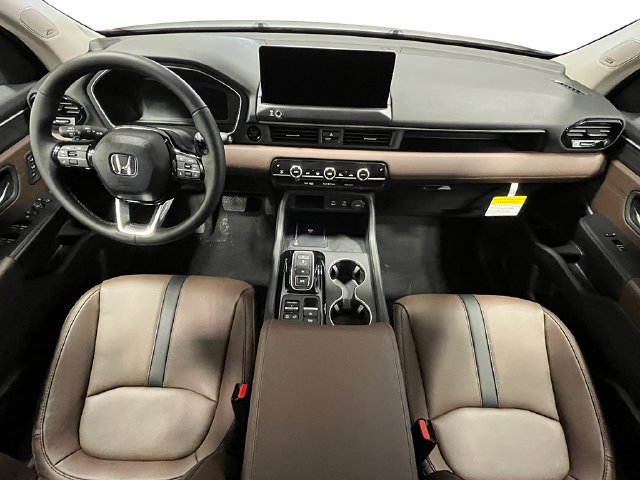 New 2026 Honda Pilot Touring image 12