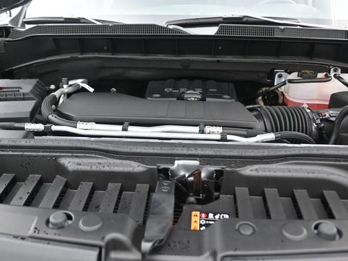 Used 2026 Chevrolet Silverado 1500 Custom RWD image 17